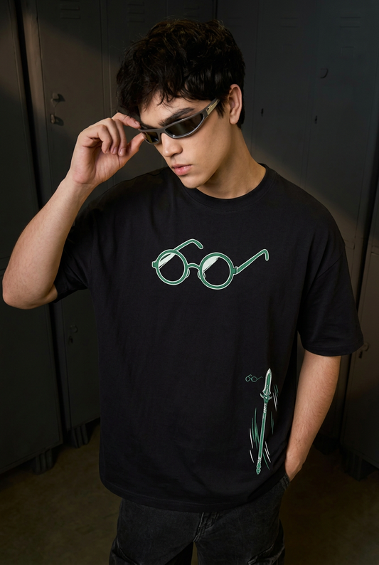 Maki black oversized T-shirt - front view
