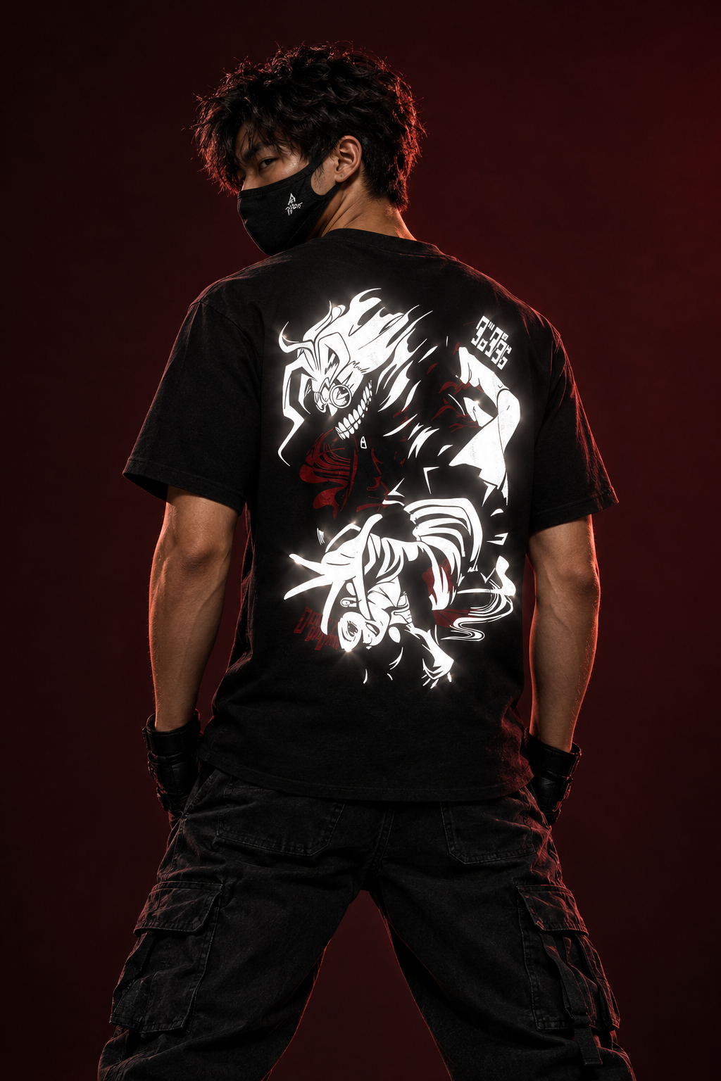 Main Dandadan regular-fit reflective back hero