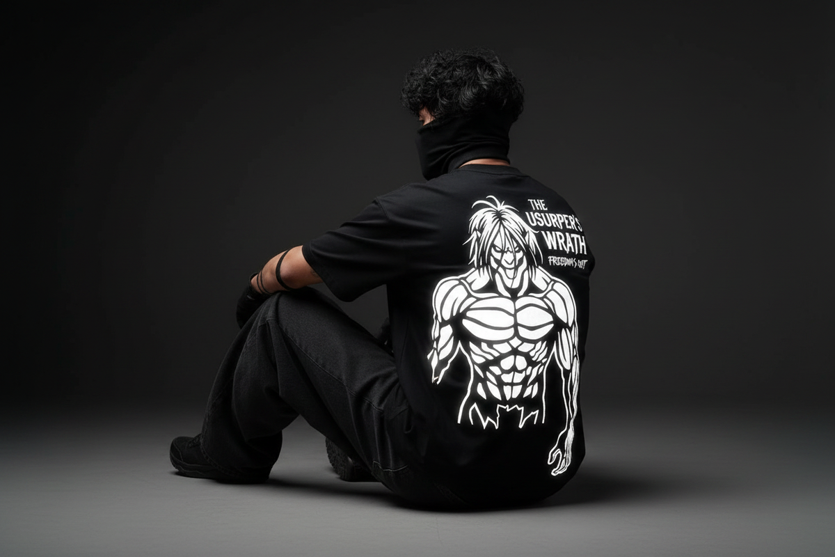 Attack Titan - Back Sitting