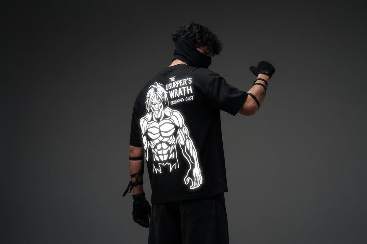 Attack Titan - Back 3/4 Angle