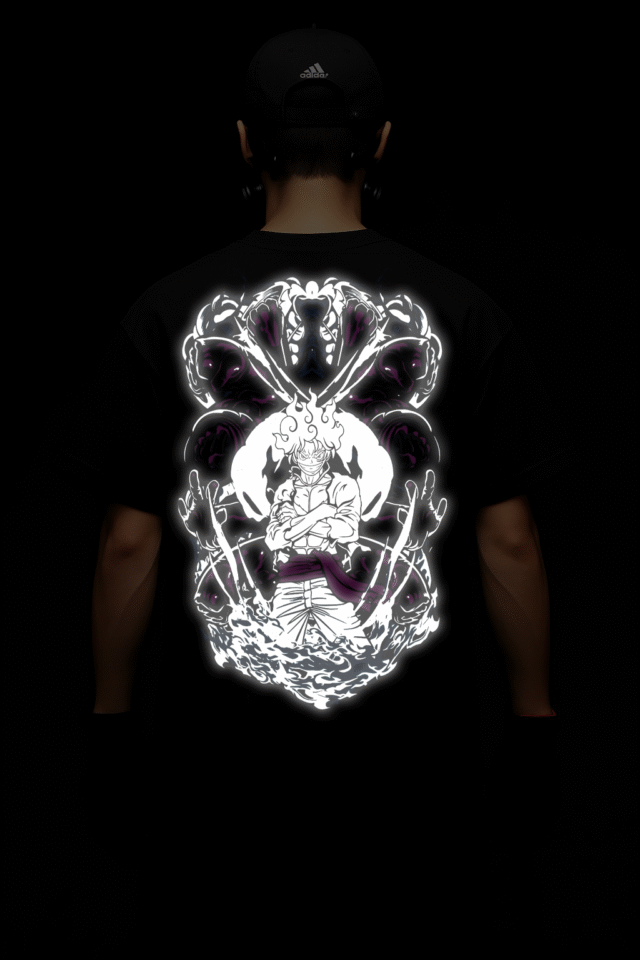 Gear 5 Reflective oversize t shirt - Image 2